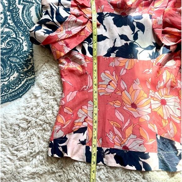 Isla & White  Silk Top - Picture 10 of 12